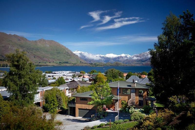 Wanaka Springs Lodge מראה חיצוני תמונה