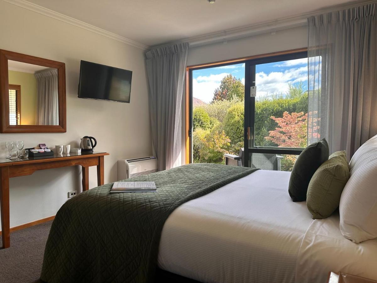 Wanaka Springs Lodge מראה חיצוני תמונה