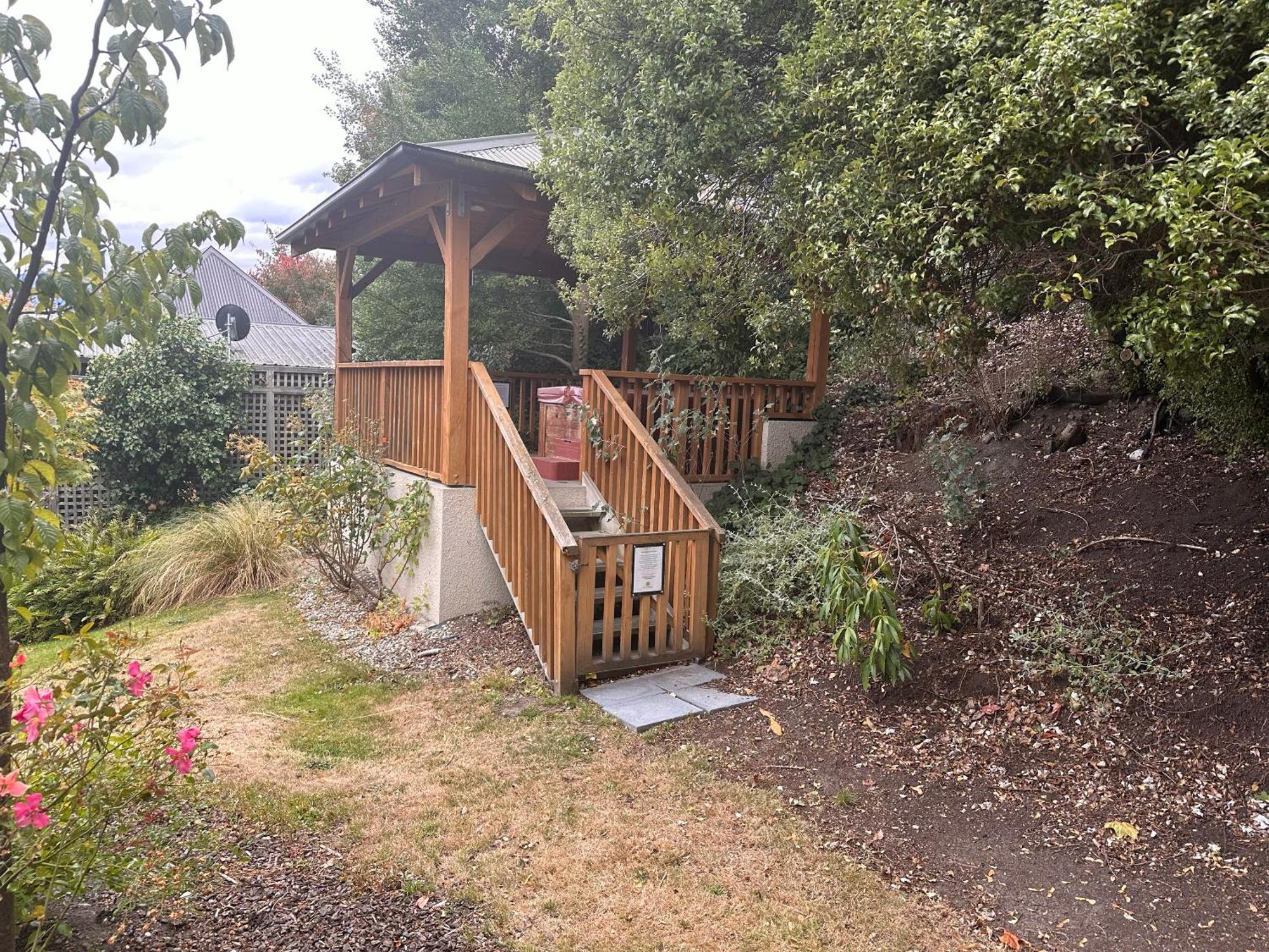 Wanaka Springs Lodge מראה חיצוני תמונה