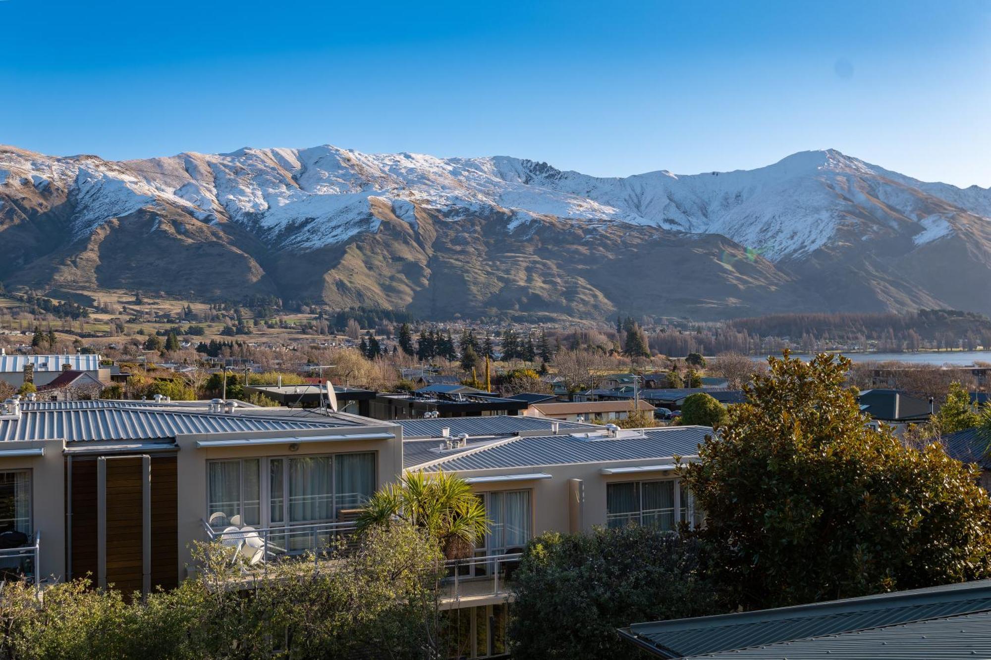 Wanaka Springs Lodge מראה חיצוני תמונה