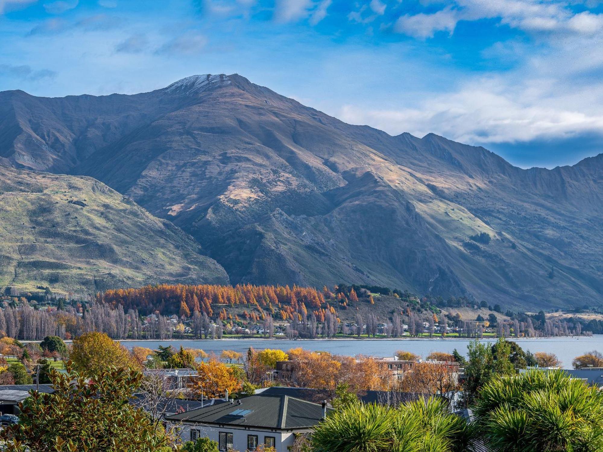 Wanaka Springs Lodge מראה חיצוני תמונה