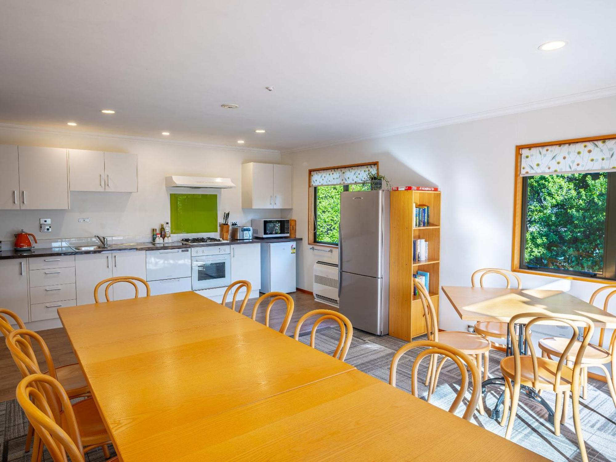 Wanaka Springs Lodge מראה חיצוני תמונה
