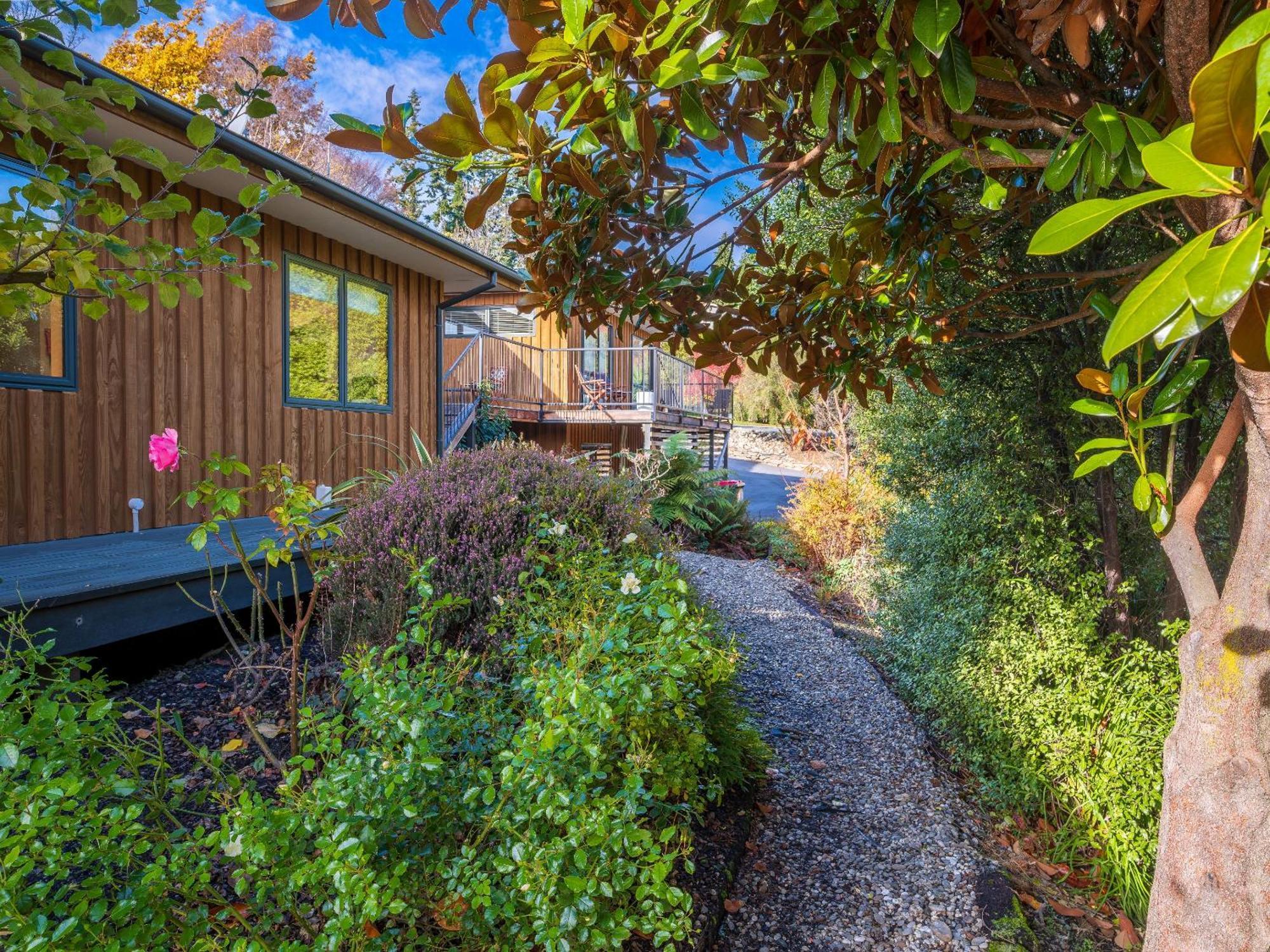 Wanaka Springs Lodge מראה חיצוני תמונה