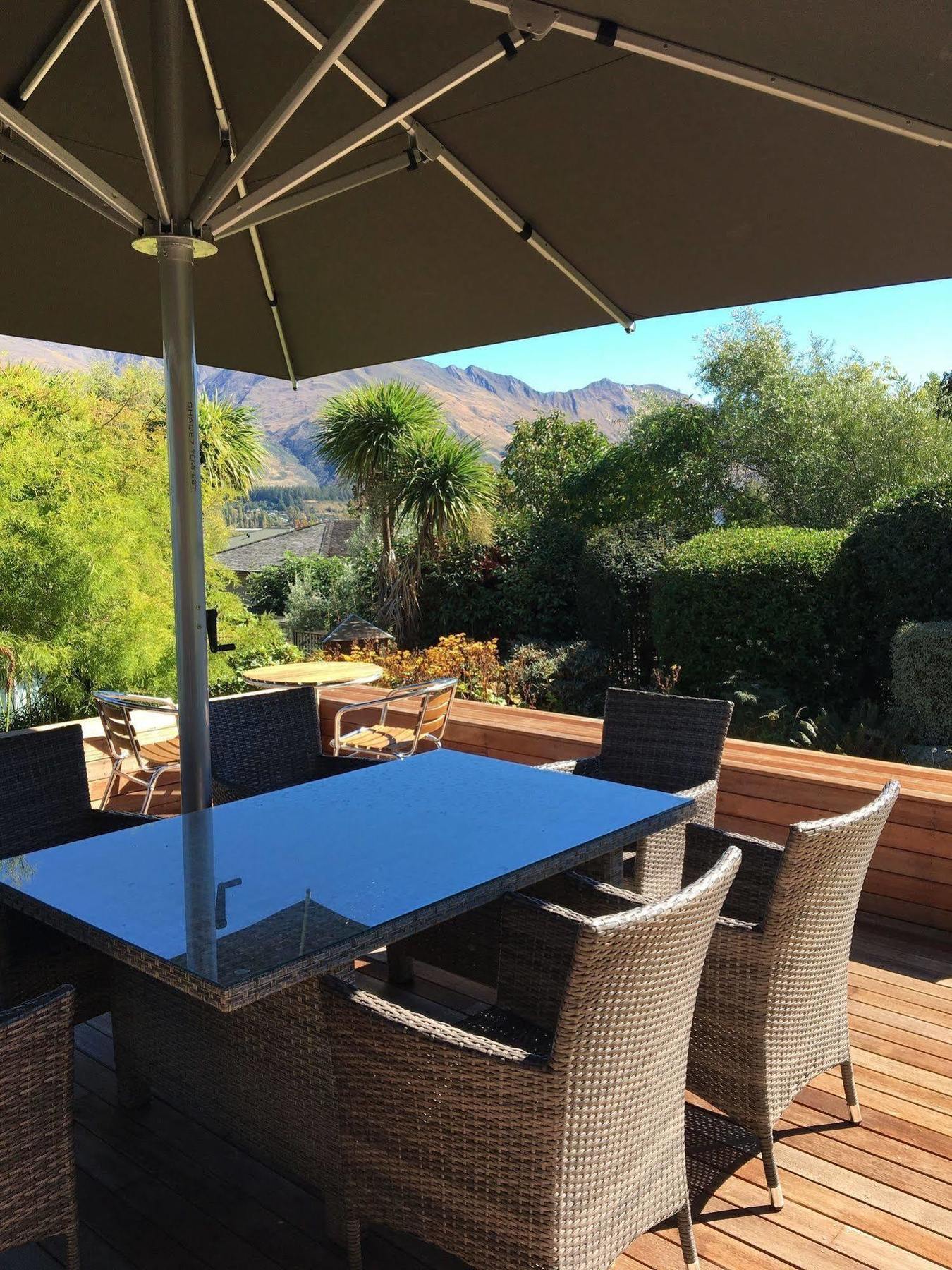 Wanaka Springs Lodge מראה חיצוני תמונה