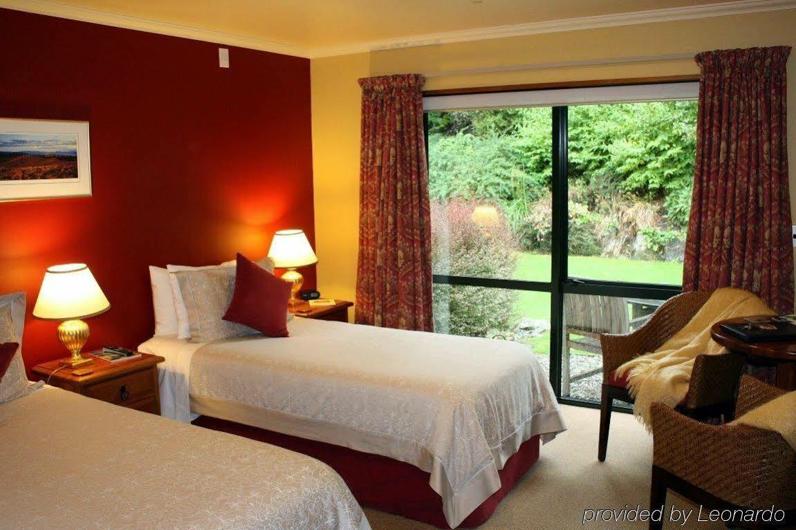 Wanaka Springs Lodge מראה חיצוני תמונה